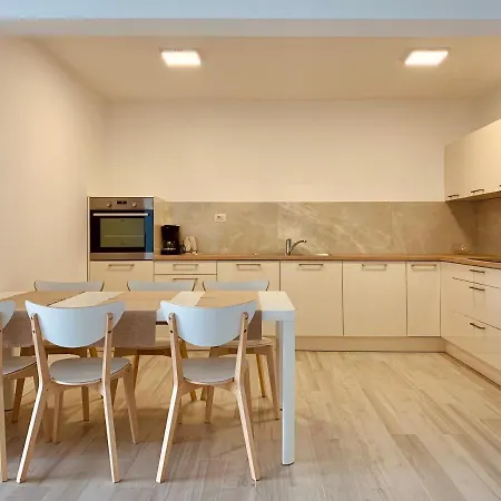 Apartment Kaldana Rab Town